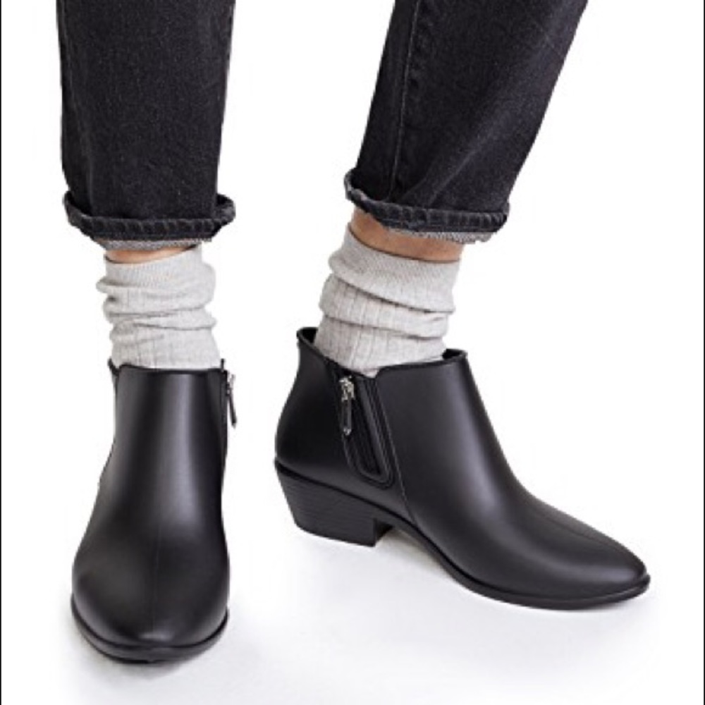 Sam Edelman Petty Rain Booties